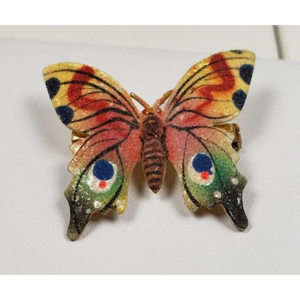 Vintage Korea Painted Flocked Stamped Metal Small  Butterfly Brooch - Picture 3 of 7